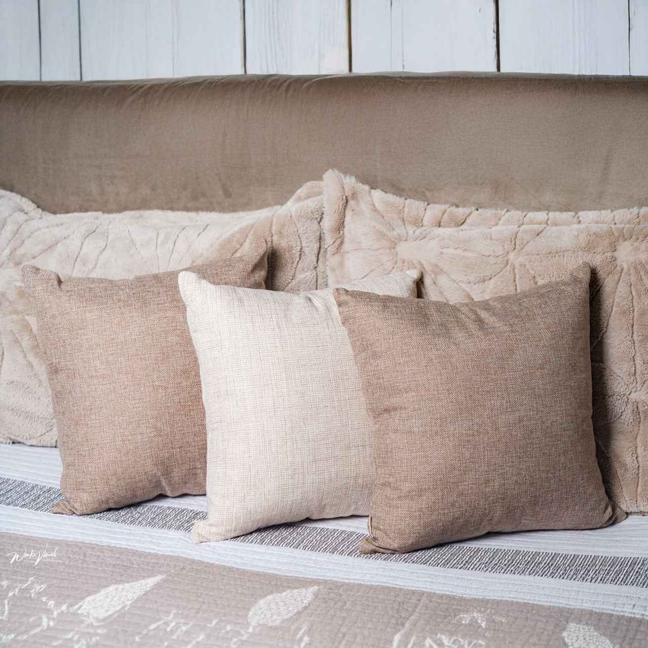 Solid Colour (single)